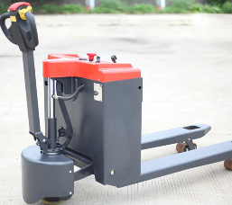 電動叉車的價(jià)位會受到品牌，型號，配置等因素的影響
